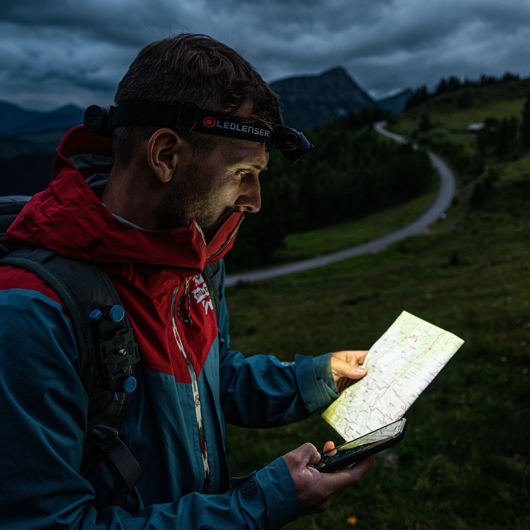 Ledlenser H7R Core Rechargeable Headlamp – IP67 Waterproof, Magnetic Charging, Advanced Focus System | Roadside Emergencies, Camping & Family Safety
