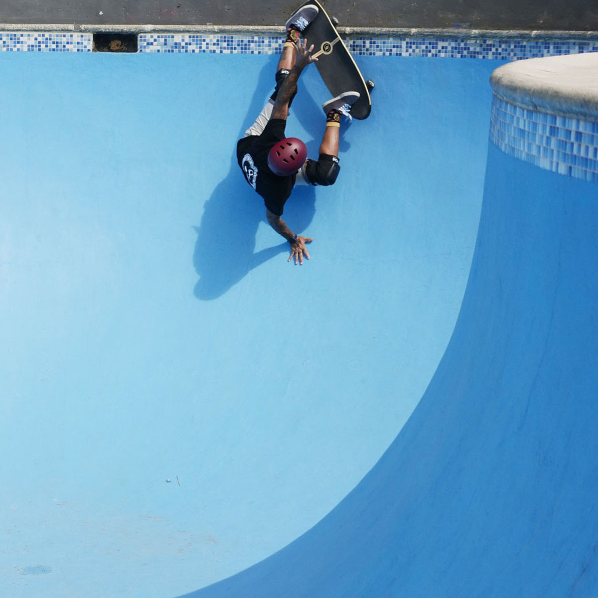 TSG Wavesk8 Knee Pads – Certified Protection for Skating, Surfing & Outdoor Adventures