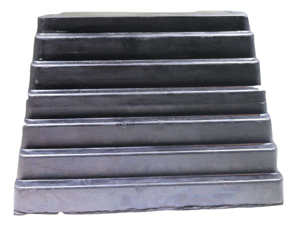 9 lb Heavy-Duty Rubber Wheel Chock – Non-Slip Vehicle Safety Block for RV, Truck, Trailer & Roadside Use